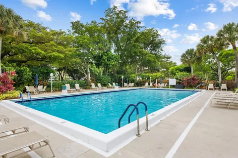 $298,000 | 4015 West Palm Aire Drive, Pompano Beach, FL 33069