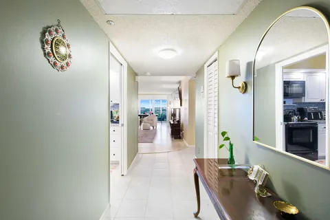 $298,000 | 4015 West Palm Aire Drive, Pompano Beach, FL 33069