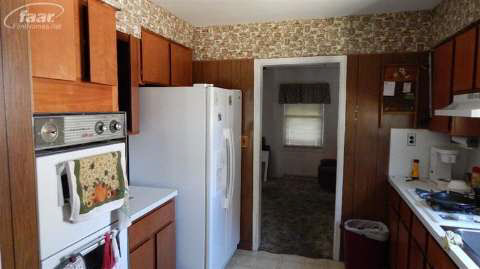 3259 South Vassar Road Davison, MI 48423 - Photo 7 of 15 20402470-6.JPG