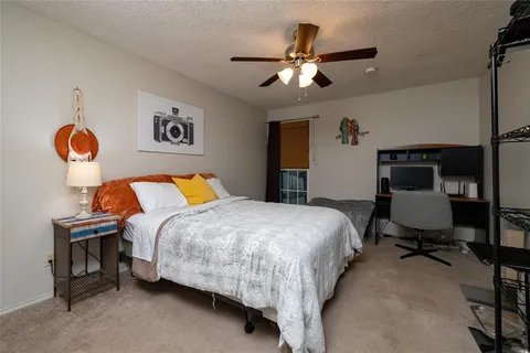 $250,000 | 215 Mountainview Drive, Hurst, TX 76054