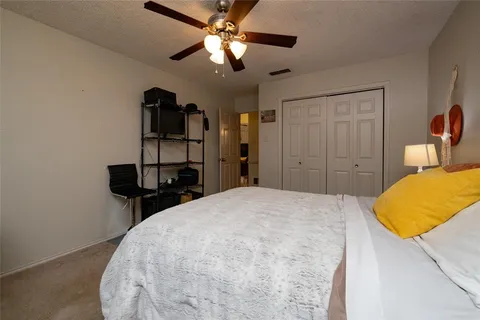$250,000 | 215 Mountainview Drive, Hurst, TX 76054