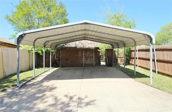 $1,600 | 1406 Butterfield Drive, Mesquite, TX 75150