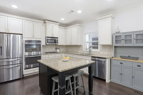 $875,000 | 1130 Mosspointe Drive, Roswell, GA 30075