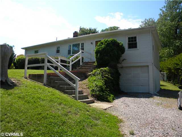 1620 Burning Tree Road Richmond, VA 23231 - Photo 1 of 9 Exterior Front