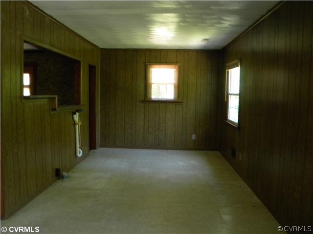 1620 Burning Tree Road Richmond, VA 23231 - Photo 4 of 9 Den/Family/Great Room