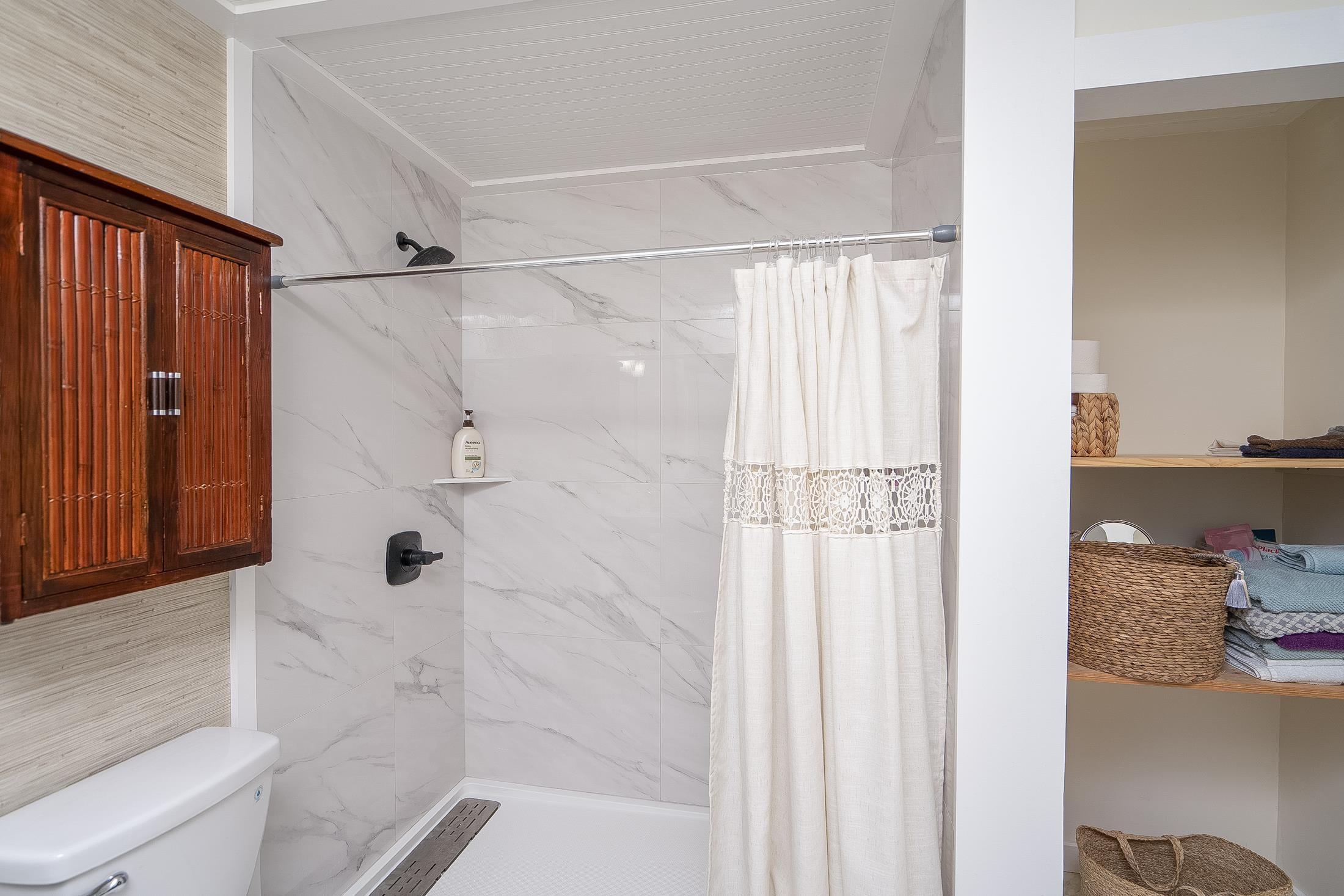 123 Esperanza Grove Road East Palatka, FL 32131 - Photo 28 of 59 a bathroom with a shower