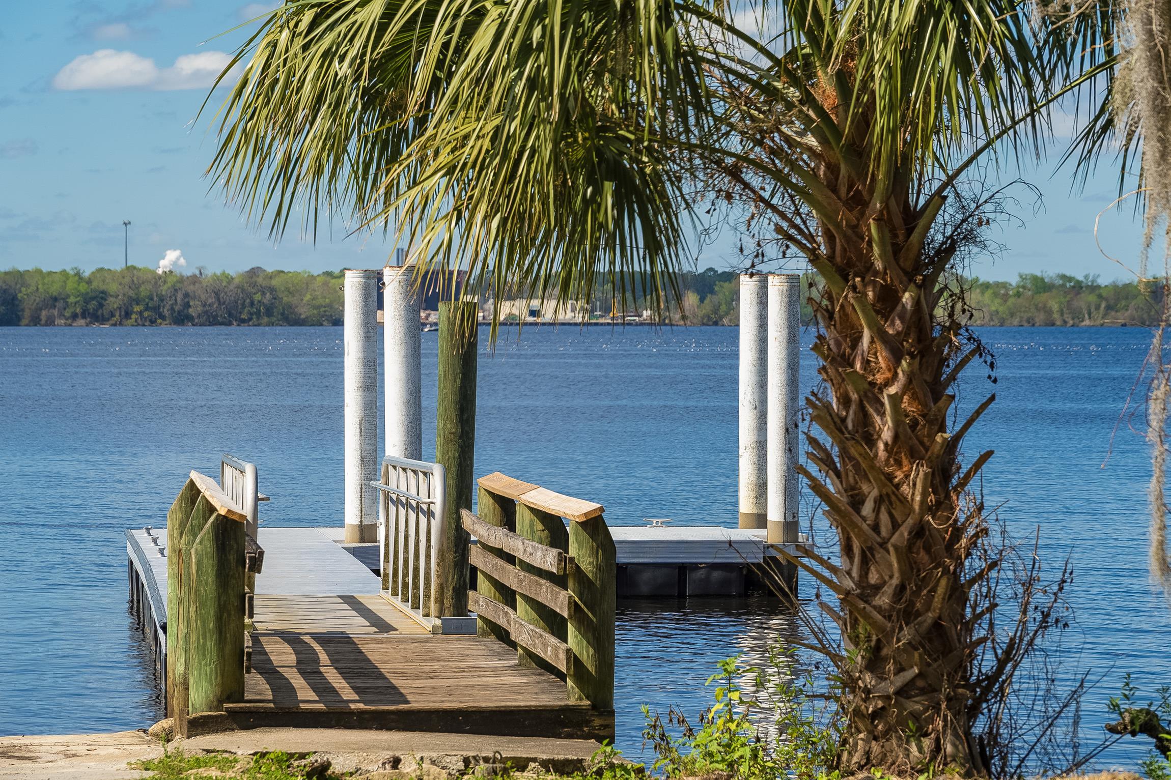 123 Esperanza Grove Road East Palatka, FL 32131 - Photo 57 of 59 a view of a wooden fence and a bench