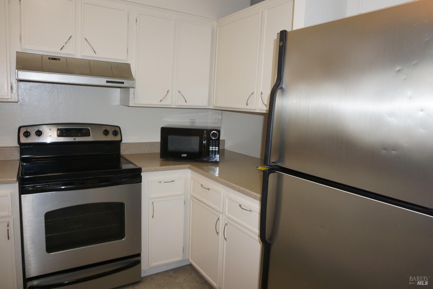 900 Southampton Road, Unit 149 Benicia, CA 94510 - Photo 3 of 18