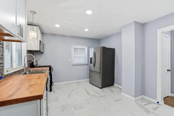 $399,000 | 9350 Roy Road, Independence, MN 55328