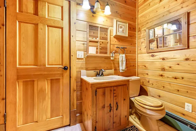 $3,100,000 | 4002 County Rd I, Saukville, WI 53080