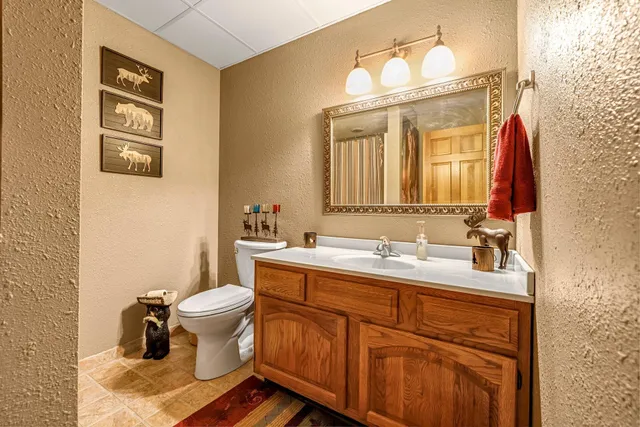 $3,100,000 | 4002 County Rd I, Saukville, WI 53080