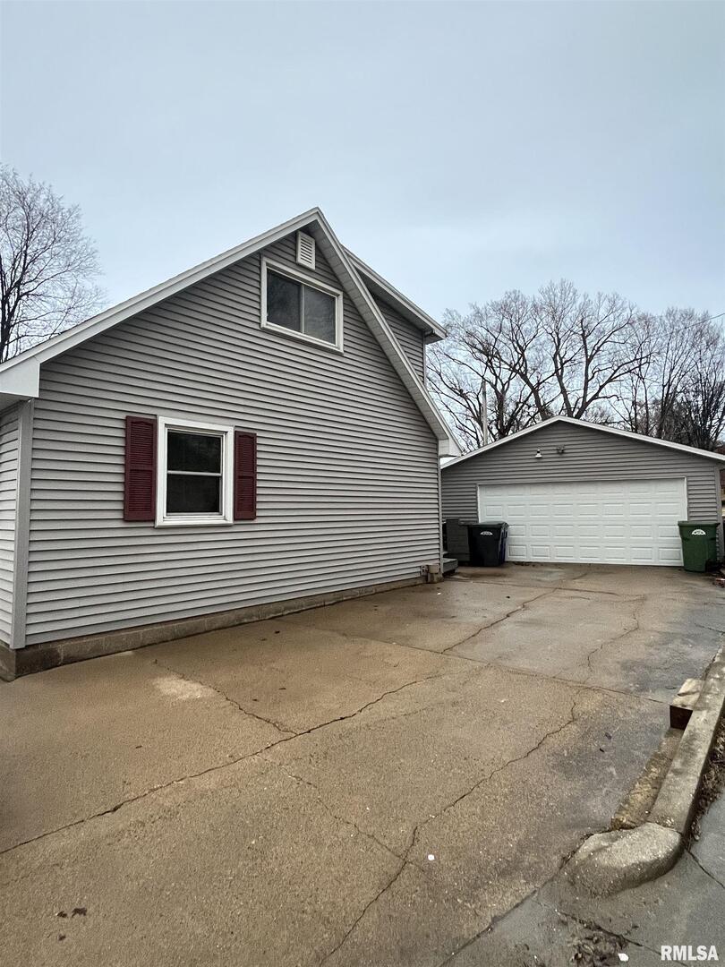 917 South 8th Street Clinton, IA 52732 - Photo 15 of 15