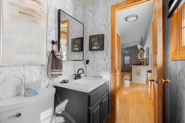 $315,000 | 1831 South Mayfair Drive, Appleton, WI 54914