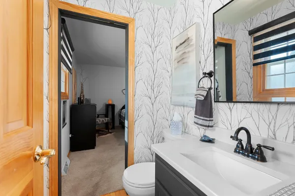 $315,000 | 1831 South Mayfair Drive, Appleton, WI 54914
