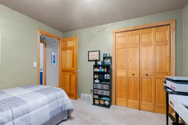 $315,000 | 1831 South Mayfair Drive, Appleton, WI 54914