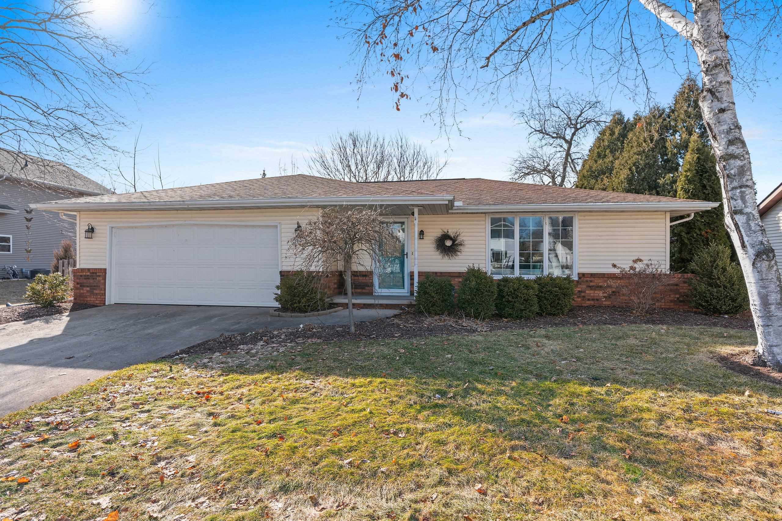 1831 South Mayfair Drive Appleton, WI 54914 - Photo 6 of 41