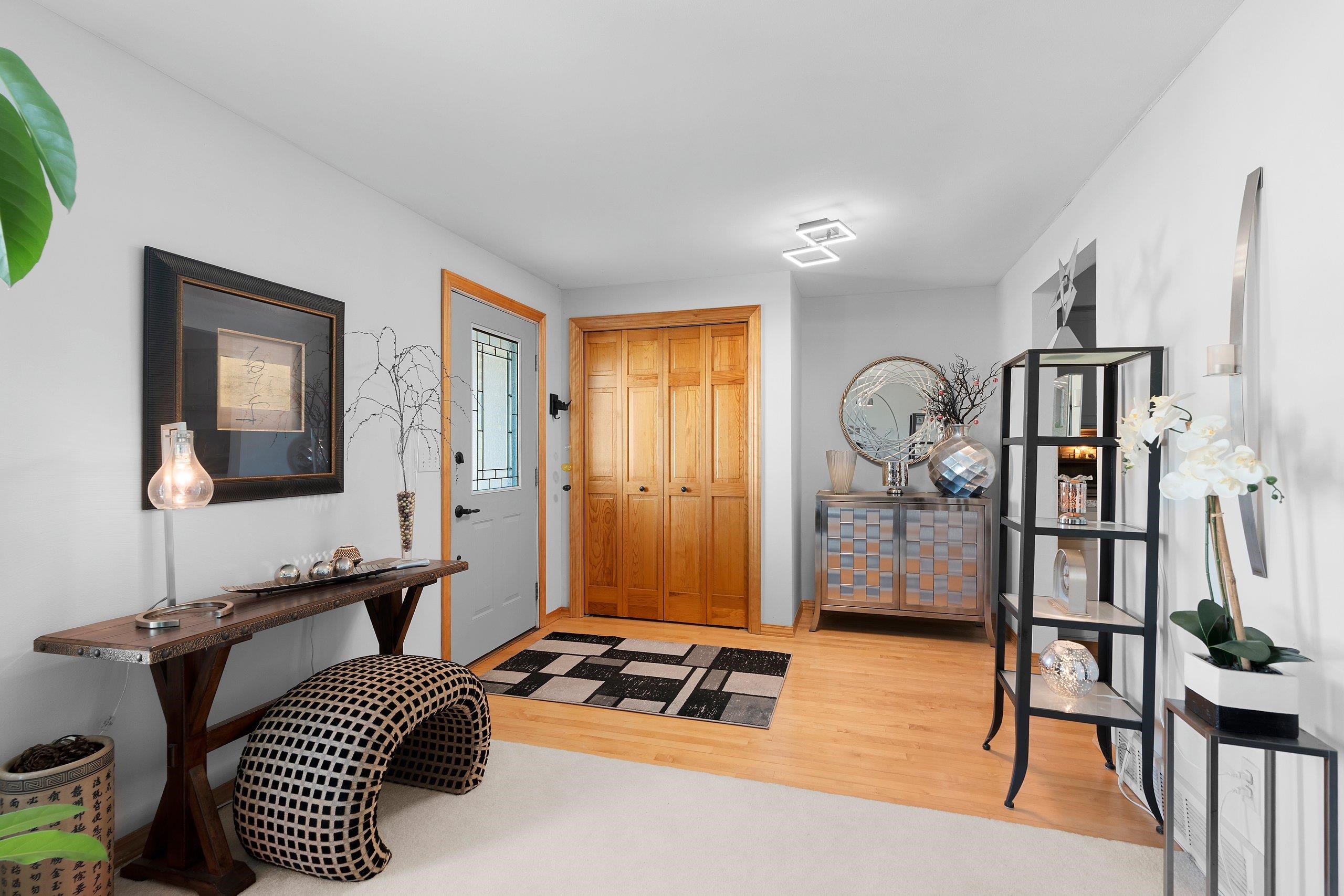 1831 South Mayfair Drive Appleton, WI 54914 - Photo 7 of 41