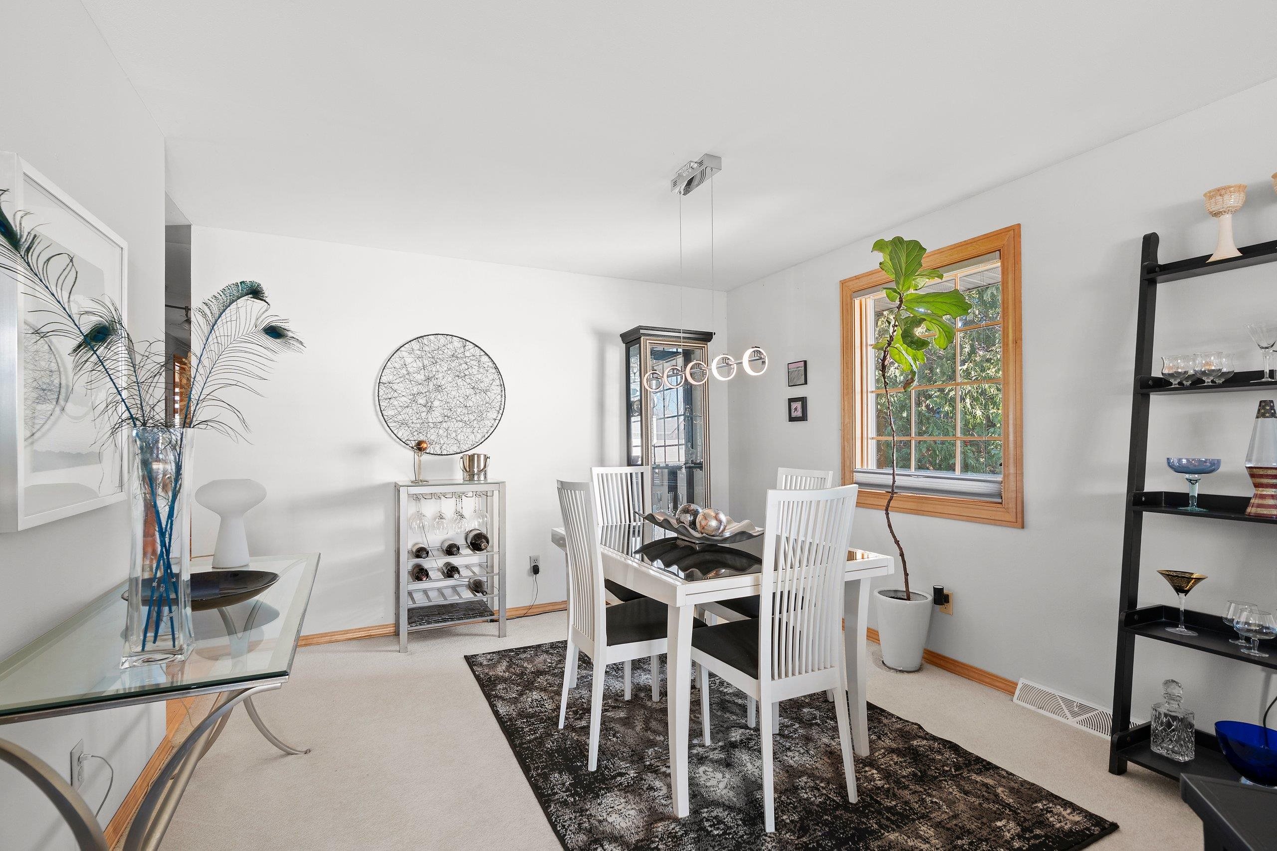 1831 South Mayfair Drive Appleton, WI 54914 - Photo 10 of 41