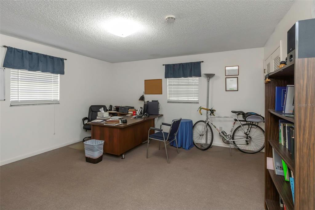 17515 Lakeshore Road Lutz, FL 33558 - Photo 40 of 61