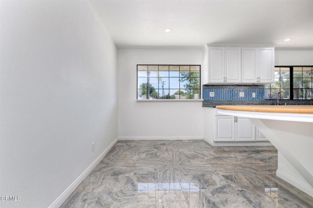 23005 Hilse Lane Newhall, CA 91321 - Photo 6 of 31