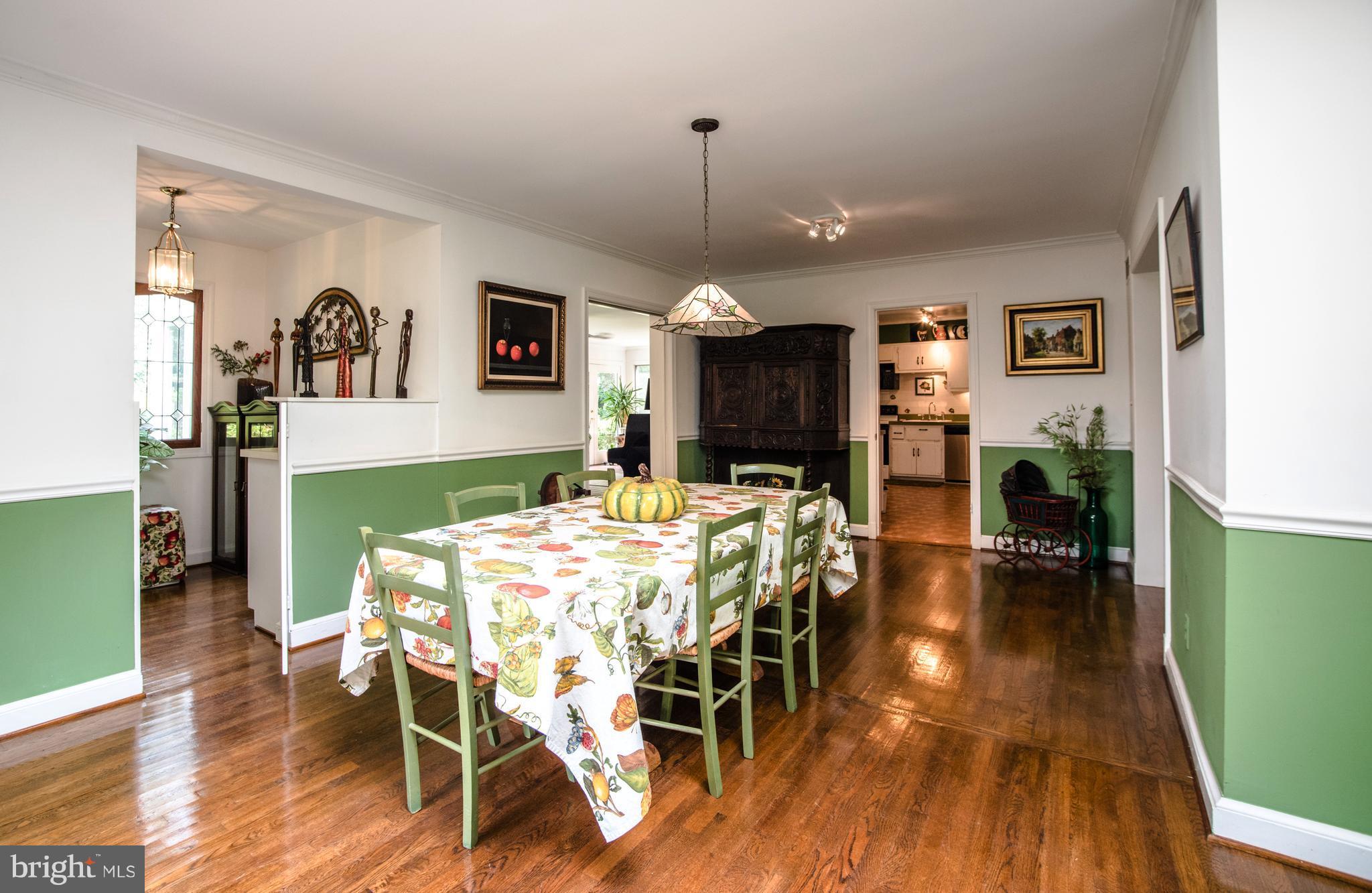 10300 Chapel Road Potomac, MD 20854 - Photo 13 of 24 Dining Room