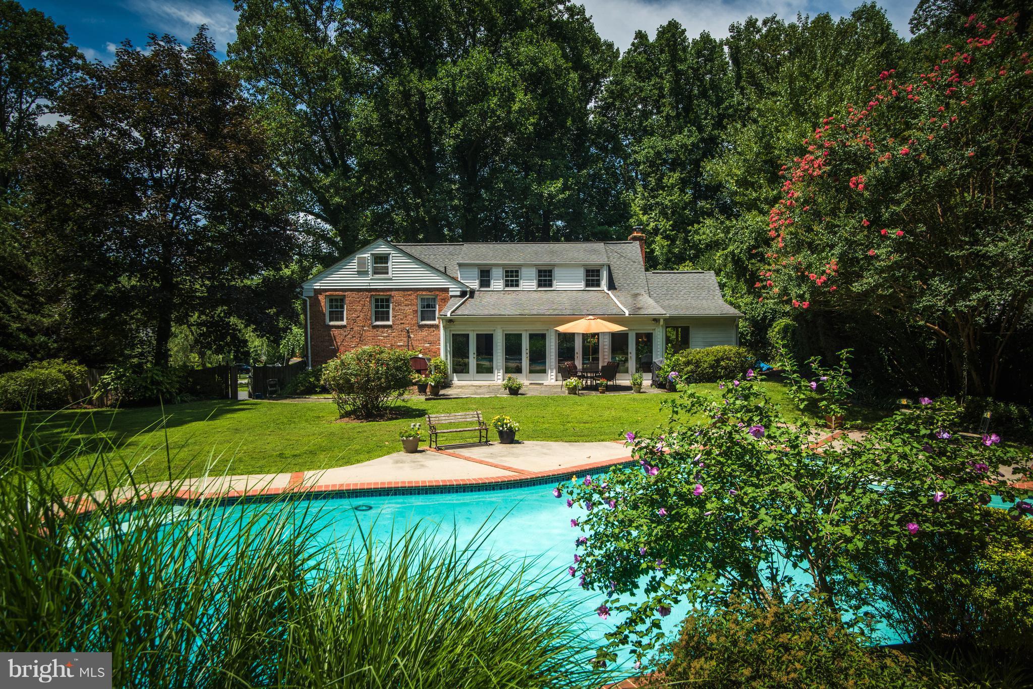10300 Chapel Road Potomac, MD 20854 - Photo 24 of 24 Exterior (Rear)