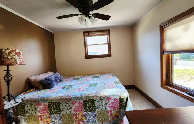 $225,000 | 4330 West 8th Street, Goodview, MN 55987