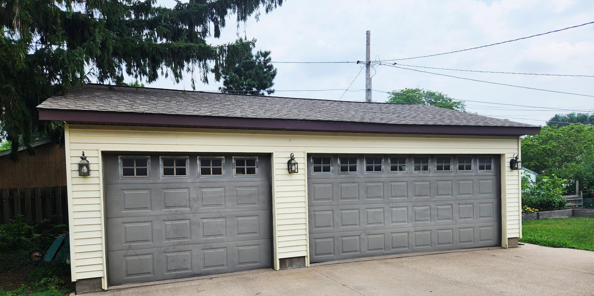 4330 West 8th Street Goodview, MN 55987 - Photo 5 of 20