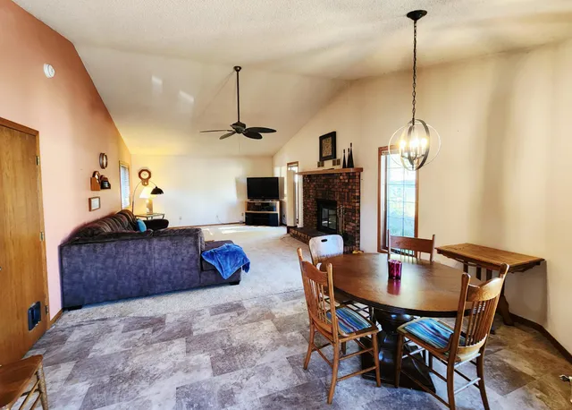 $225,000 | 4330 West 8th Street, Goodview, MN 55987