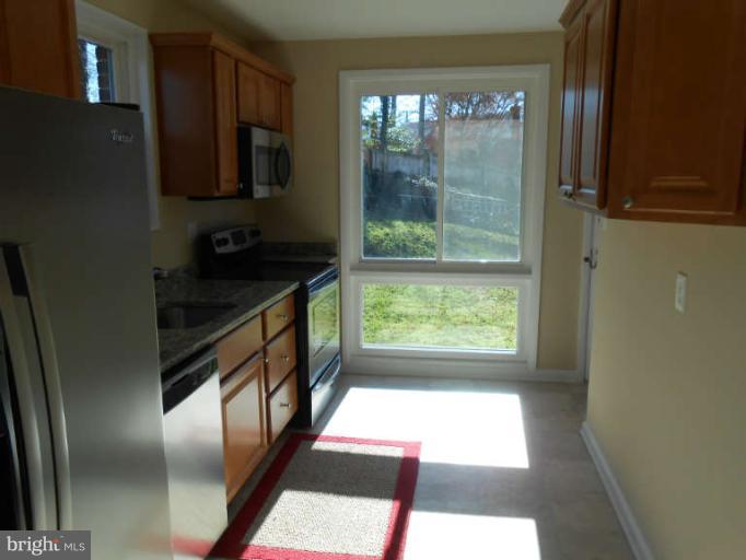 3930 Isbell Street Silver Spring, MD 20906 - Photo 14 of 17 Kitchen
