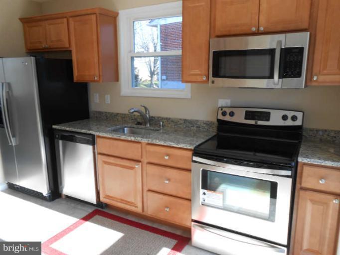 3930 Isbell Street Silver Spring, MD 20906 - Photo 7 of 17 Kitchen