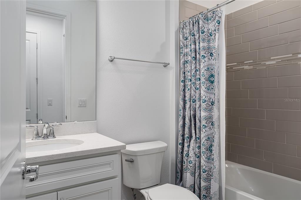 10641 Spring Tide Way Palmetto, FL 34221 - Photo 19 of 40