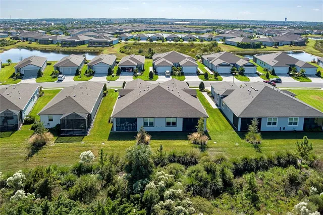 $399,900 | 10641 Spring Tide Way, Palmetto, FL 34221