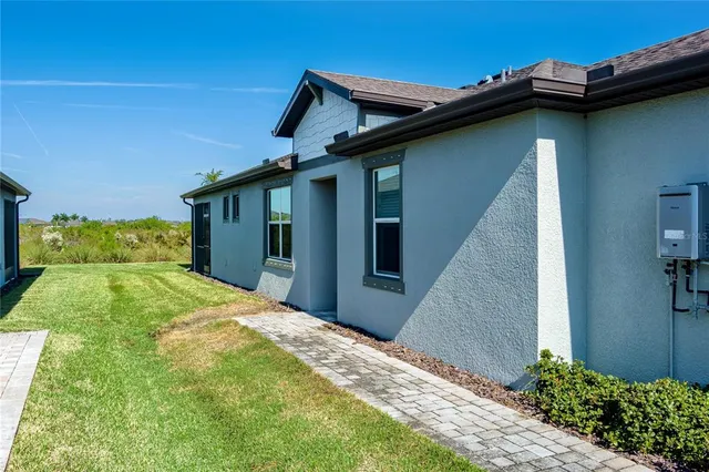 $399,900 | 10641 Spring Tide Way, Palmetto, FL 34221