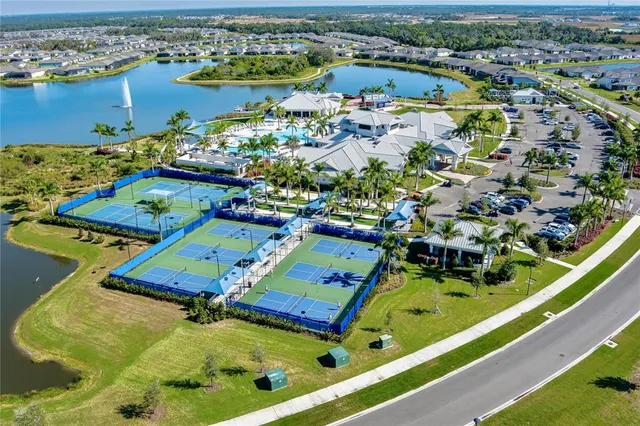 $399,900 | 10641 Spring Tide Way, Palmetto, FL 34221