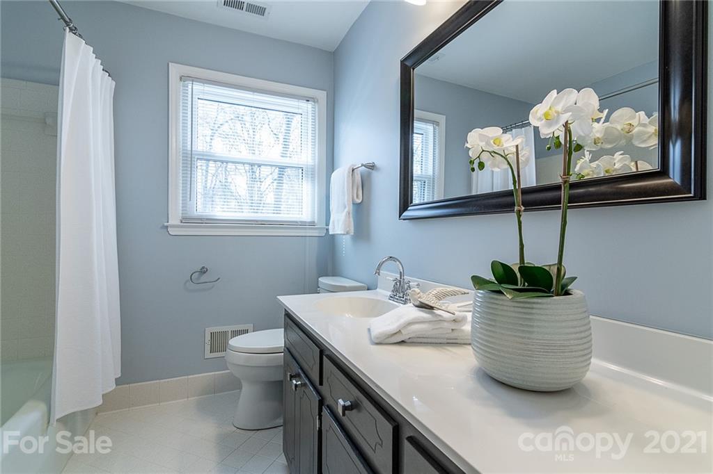 2227 Seth Thomas Road Charlotte, NC 28210 - Photo 25 of 33 Gallery Image 25