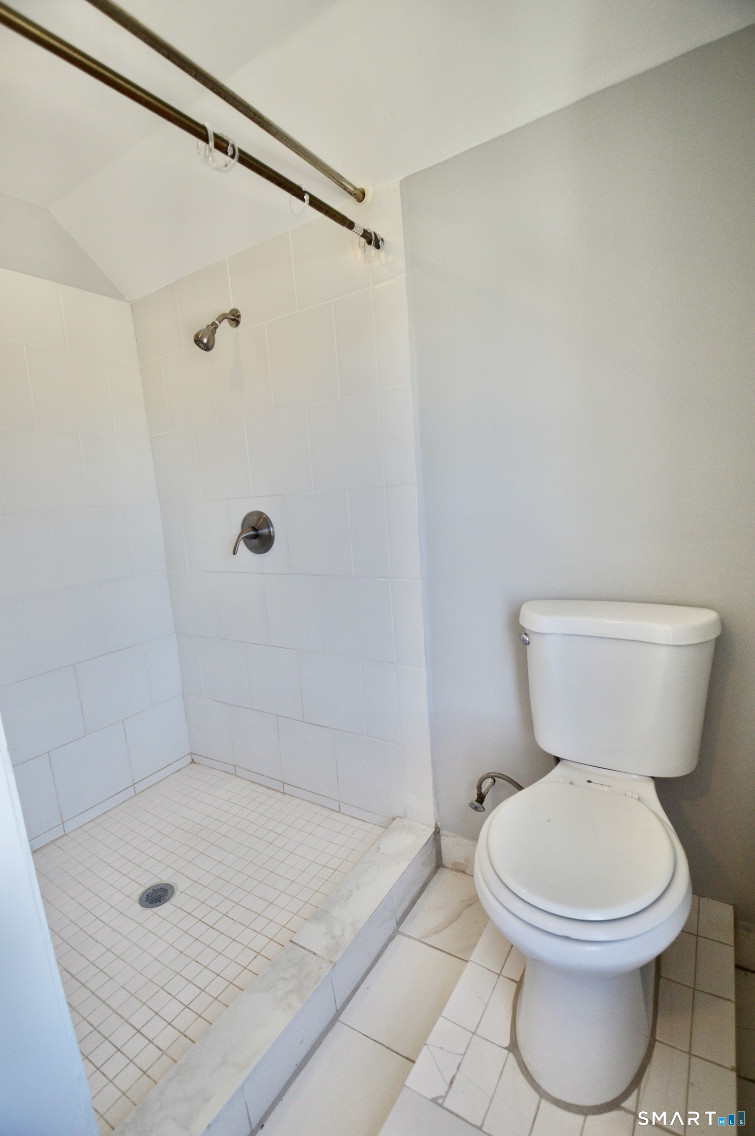 48 Riverview Place Stratford, CT 06615 - Photo 18 of 32