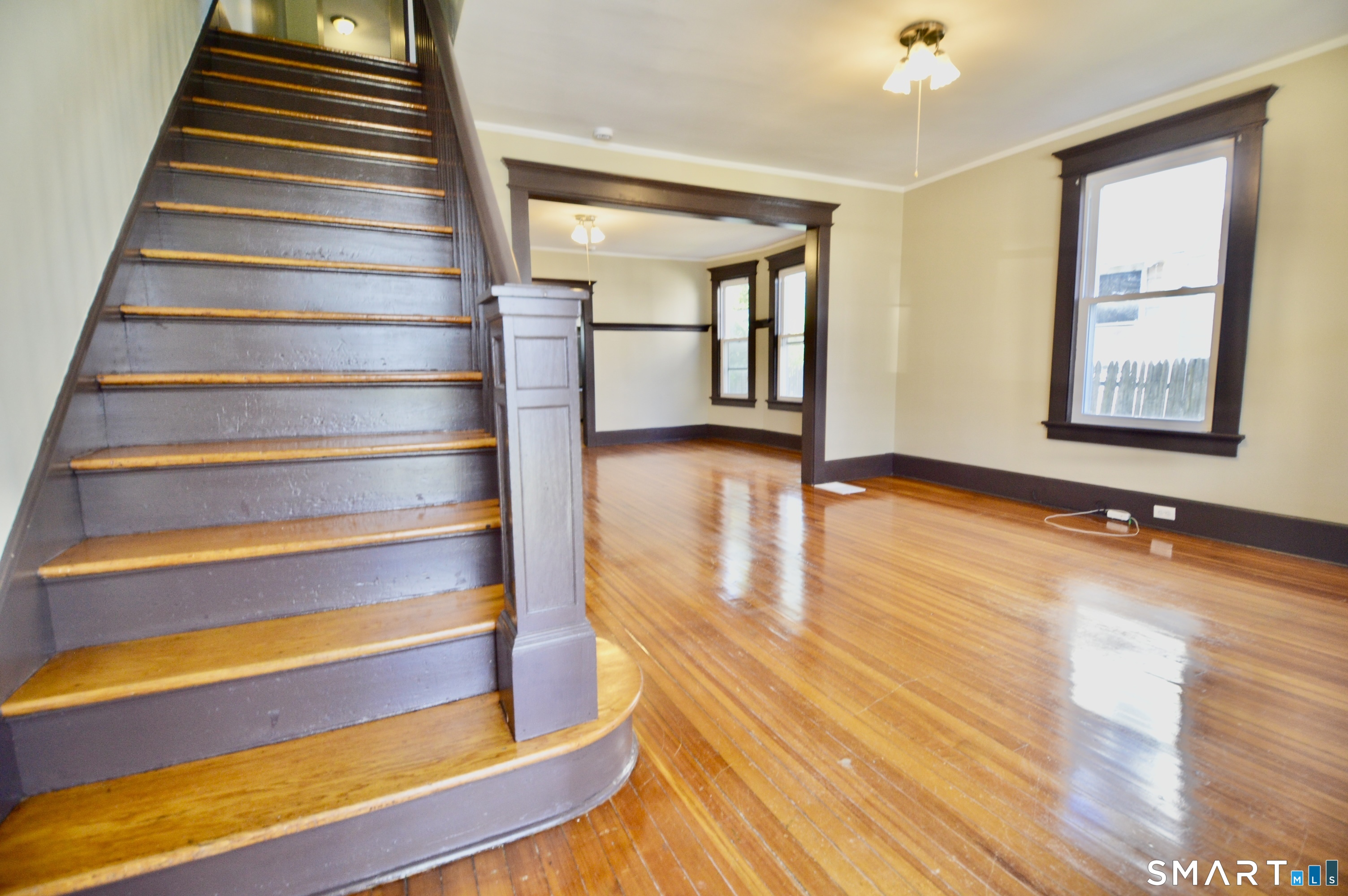 48 Riverview Place Stratford, CT 06615 - Photo 2 of 32
