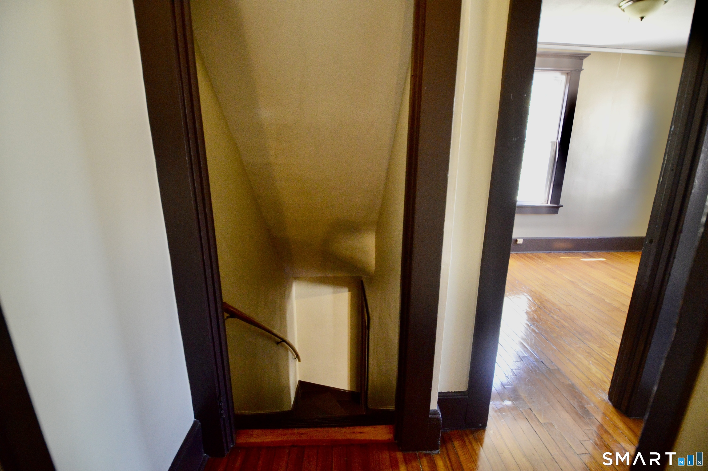 48 Riverview Place Stratford, CT 06615 - Photo 27 of 32