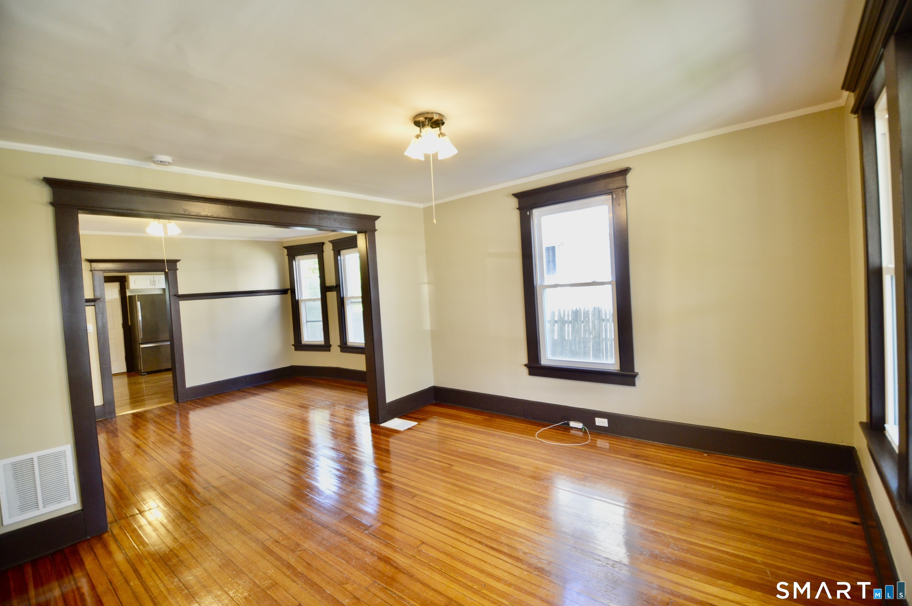 48 Riverview Place Stratford, CT 06615 - Photo 3 of 32