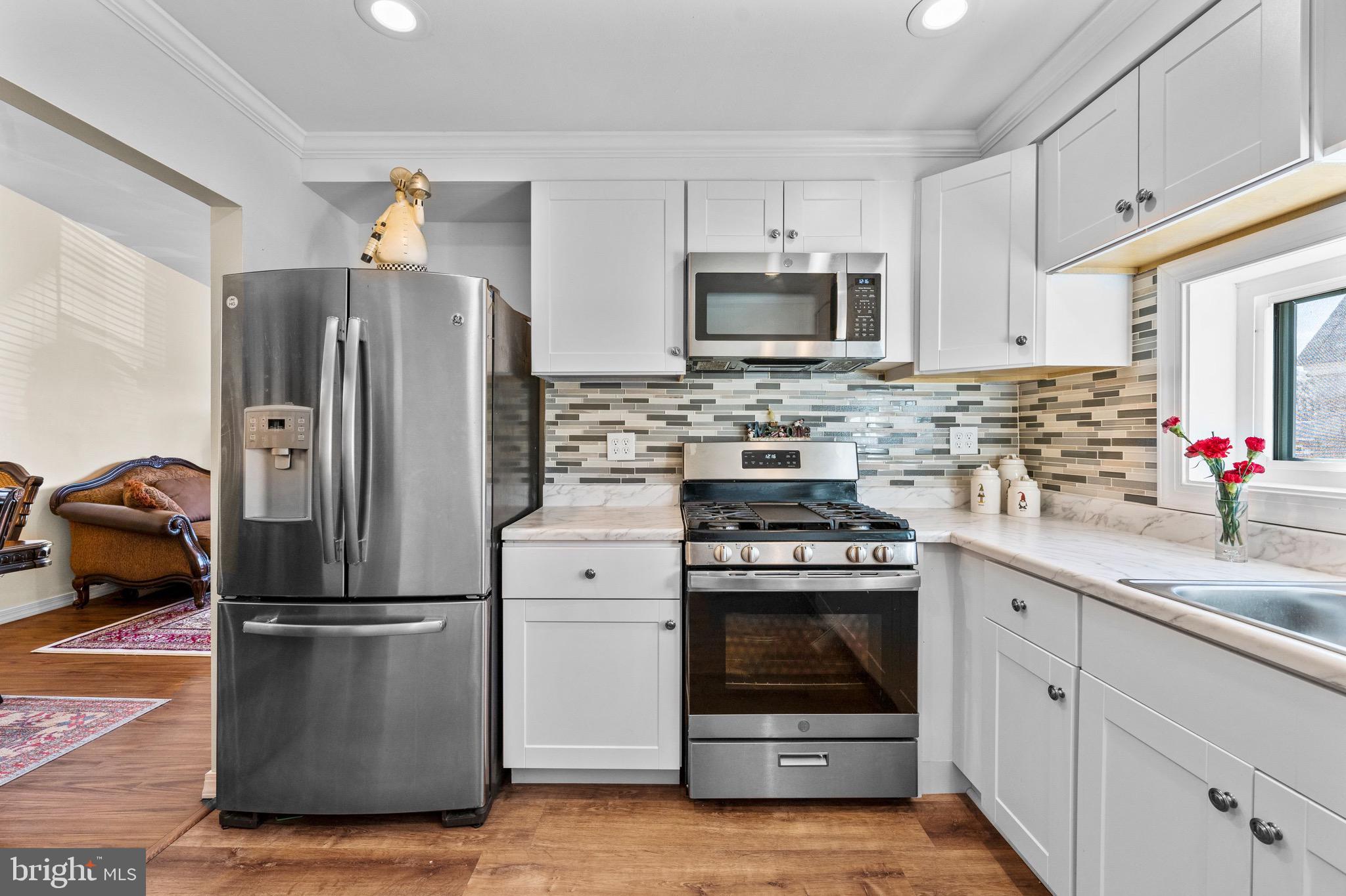 8904 Blue Grass Road Philadelphia, PA 19152 - Photo 15 of 28 Gallery Image 15
