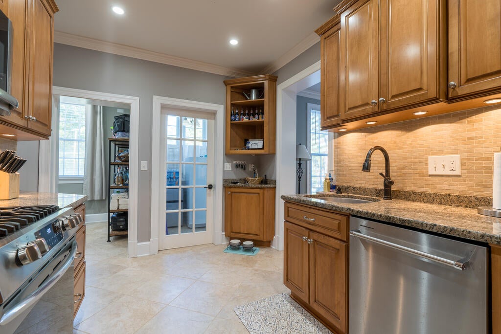 1101 East Hyco Road South Boston, VA 24592 - Photo 7 of 41 Gallery Image 7