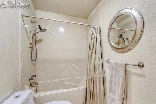 $1,000,000 | Undisclosed Address, Elizabeth, CO 80107