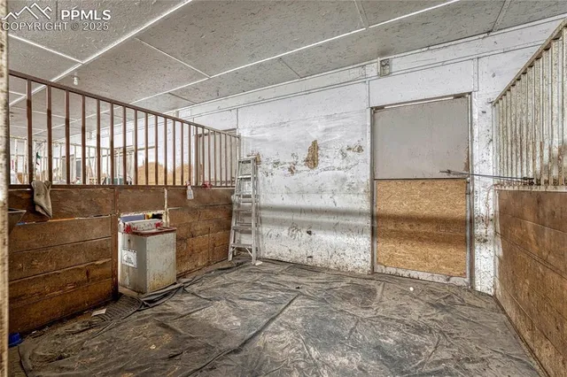 $1,000,000 | Undisclosed Address, Elizabeth, CO 80107