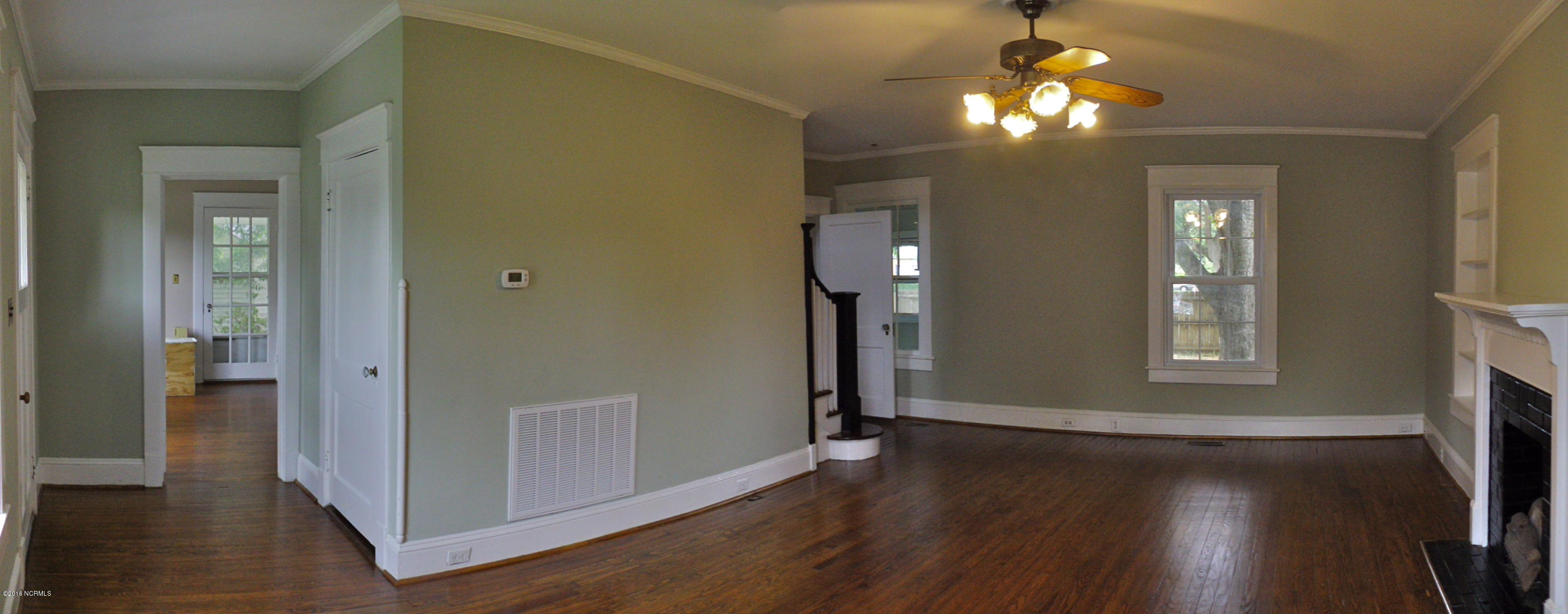 1412 Rhem Avenue New Bern, NC 28560 - Photo 6 of 28 DSCF1632