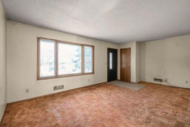 $249,900 | 4709 Hampton Road, Mound, MN 55364