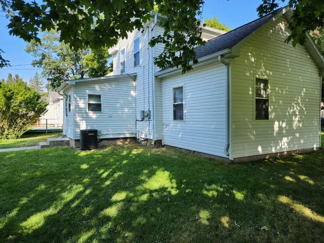 $249,900 | 330 7th Street, Baraboo, WI 53913