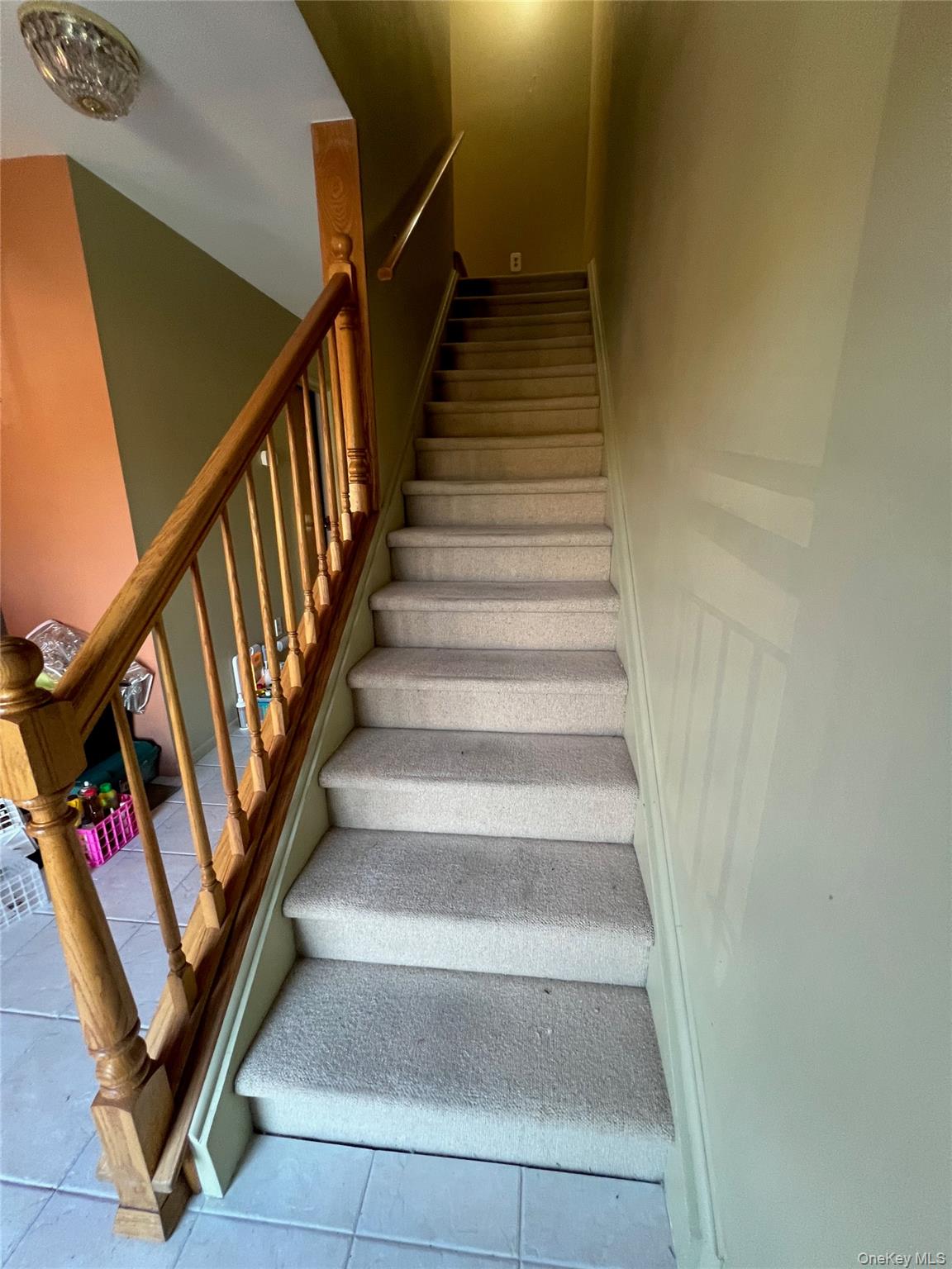 10 Squires Gate, Unit H Poughkeepsie, NY 12603 - Photo 11 of 24 a view of entryway