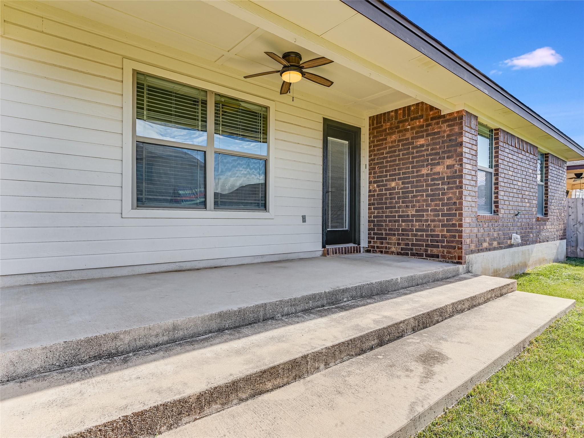 224 Geode Lane Jarrell, TX 76537 - Photo 34 of 36