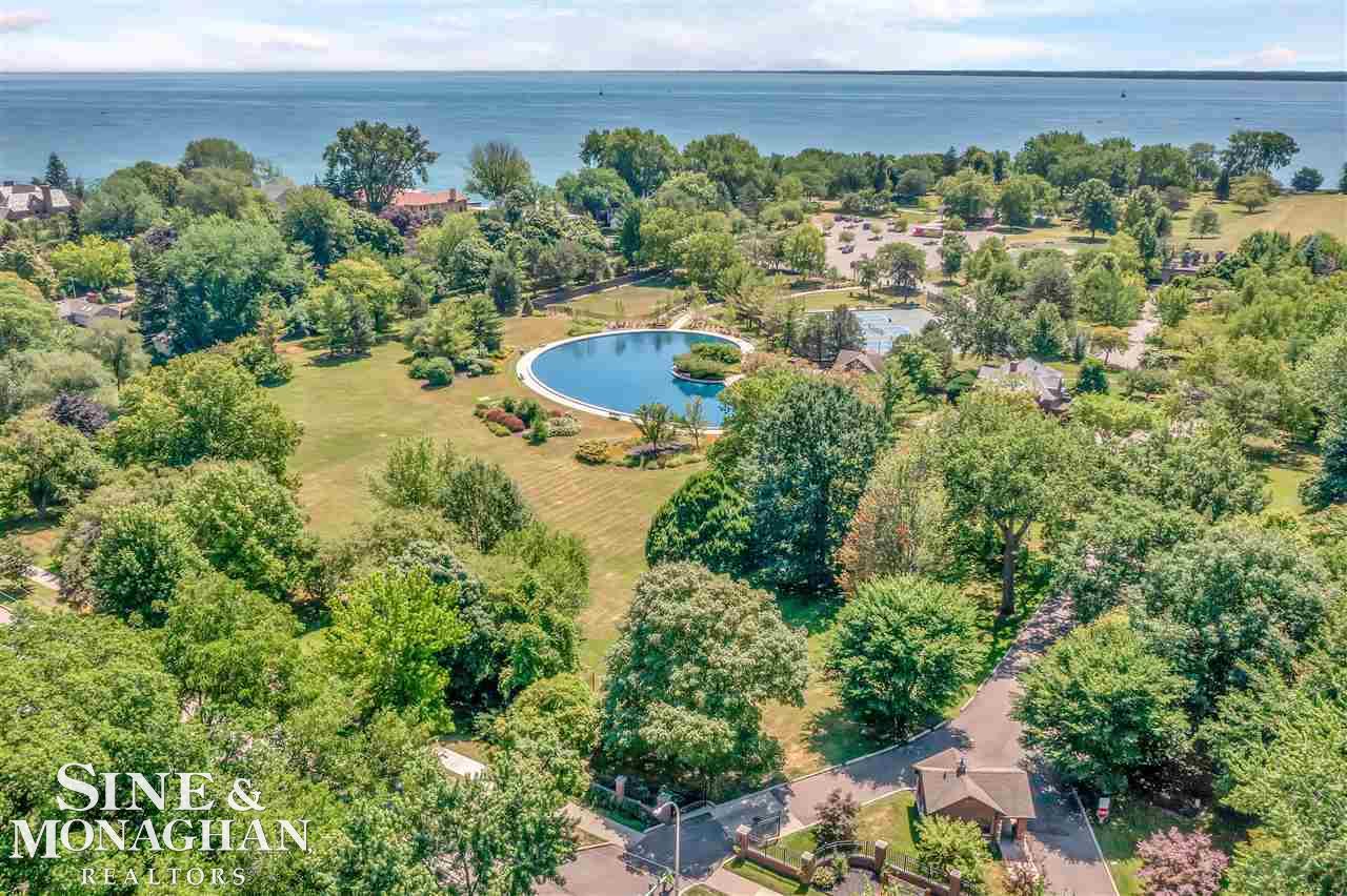 798 Harcourt Road Grosse Pointe, MI 48230 - Photo 28 of 32
